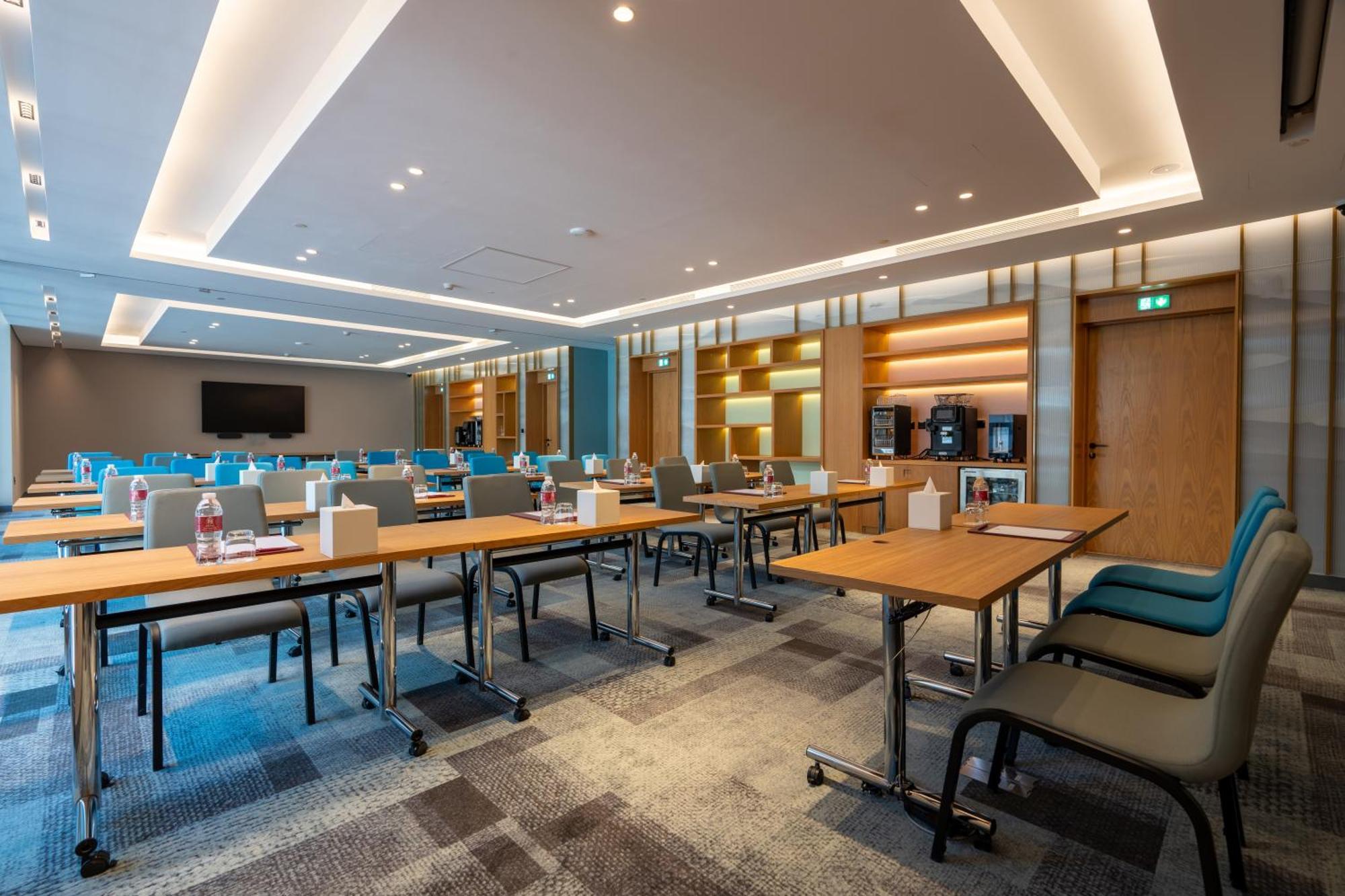 West Walk Retaj Hotel Al Rayyan Exteriör bild