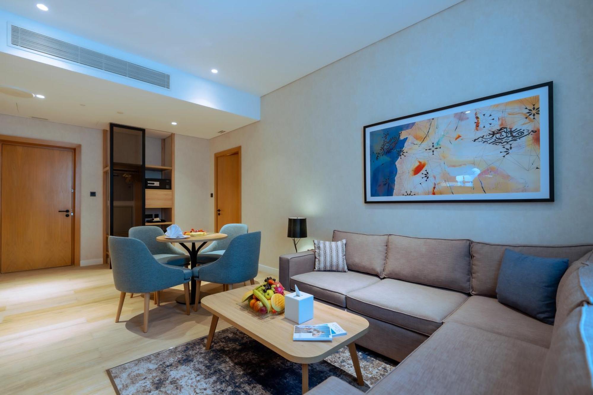 West Walk Retaj Hotel Al Rayyan Exteriör bild